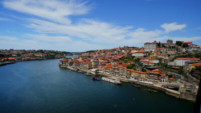 golf holidays in Portugal. A picture of town along the coast