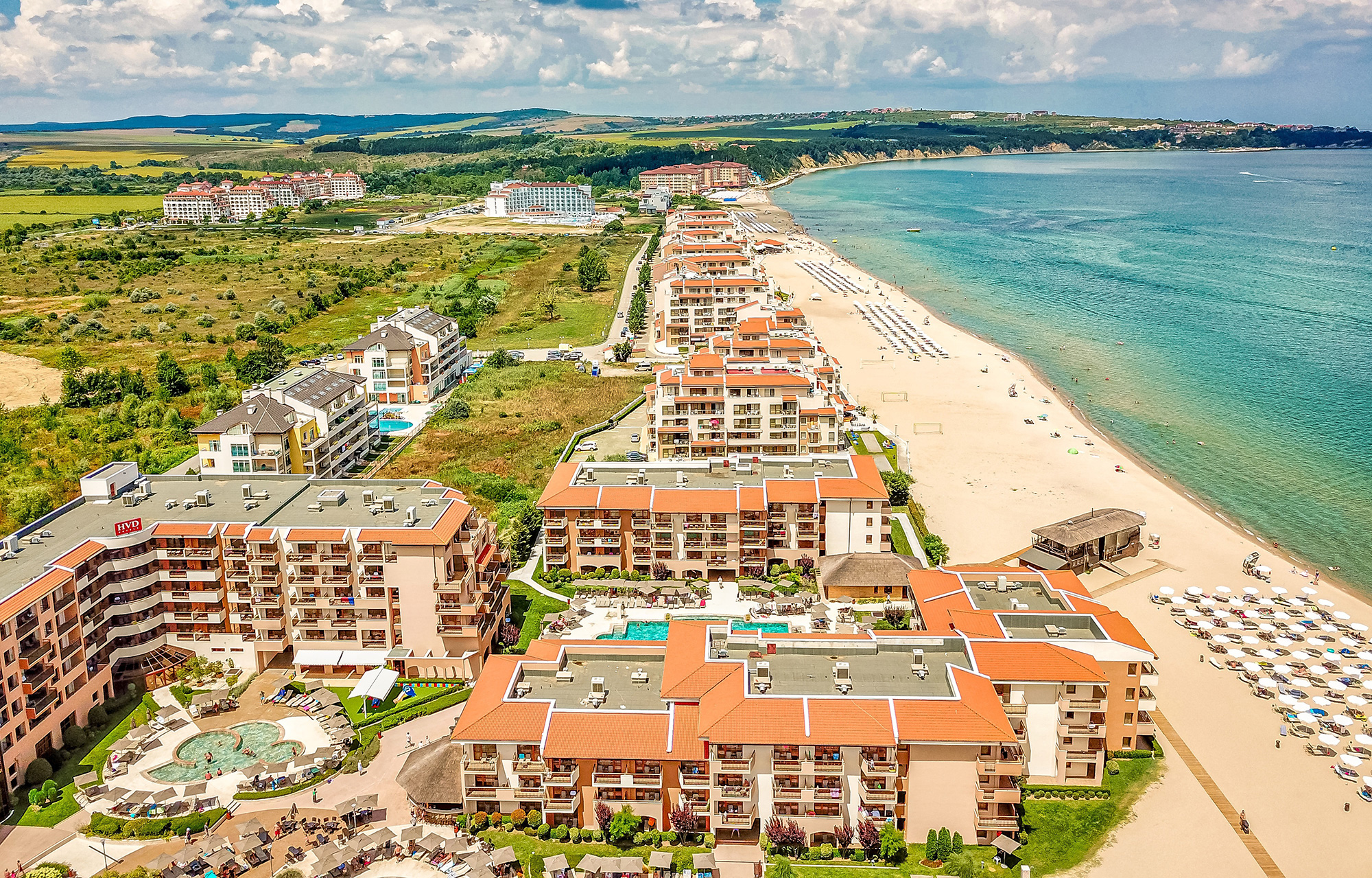 aerial picture of a beach and houses in bulgaria
