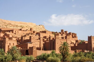 picture of a moroccan castle in the desert