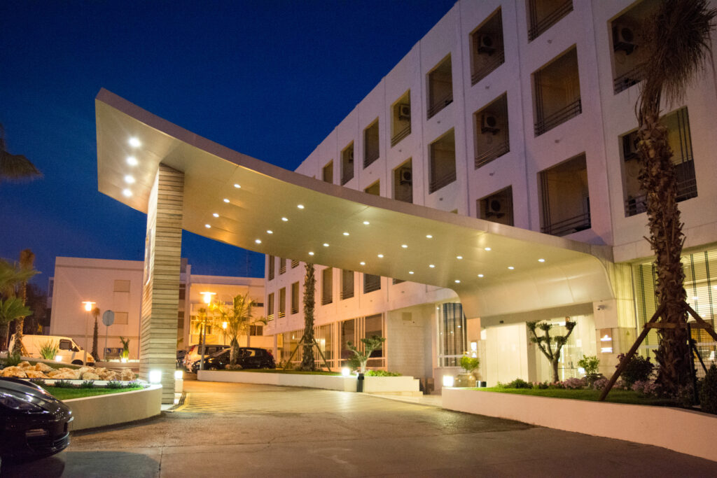 Exterior of AP Maria Nova Lounge Hotel