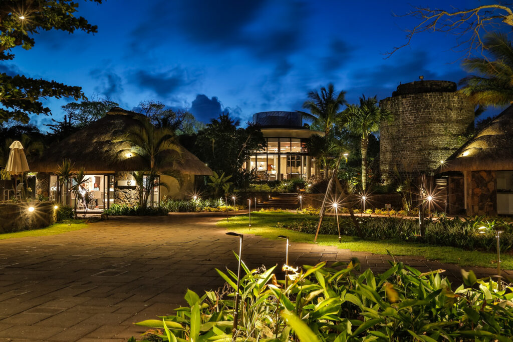 A beautiful night sky above Anahita Golf & Spa Resort in Mauritius