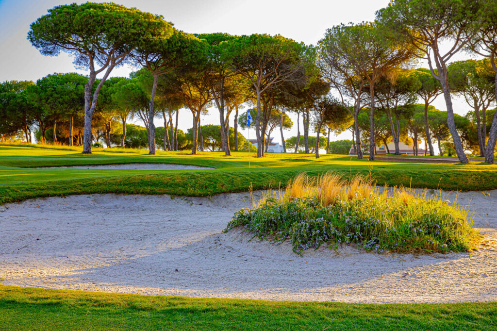 Hole with bunkers and trees around at Bellavista Golf Course