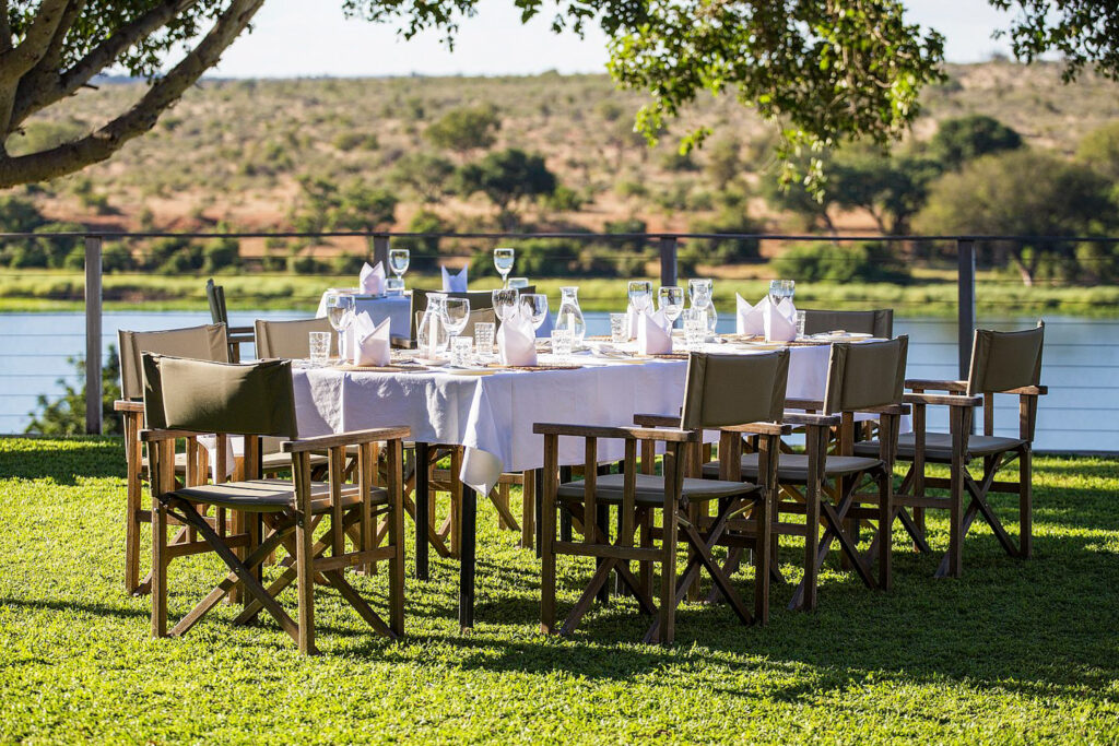 Outdoor dining at Buhala Lodge