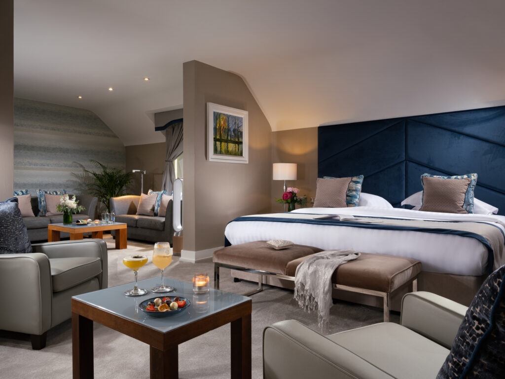 Double bed accommodation at Castleknock Hotel with a lounge area