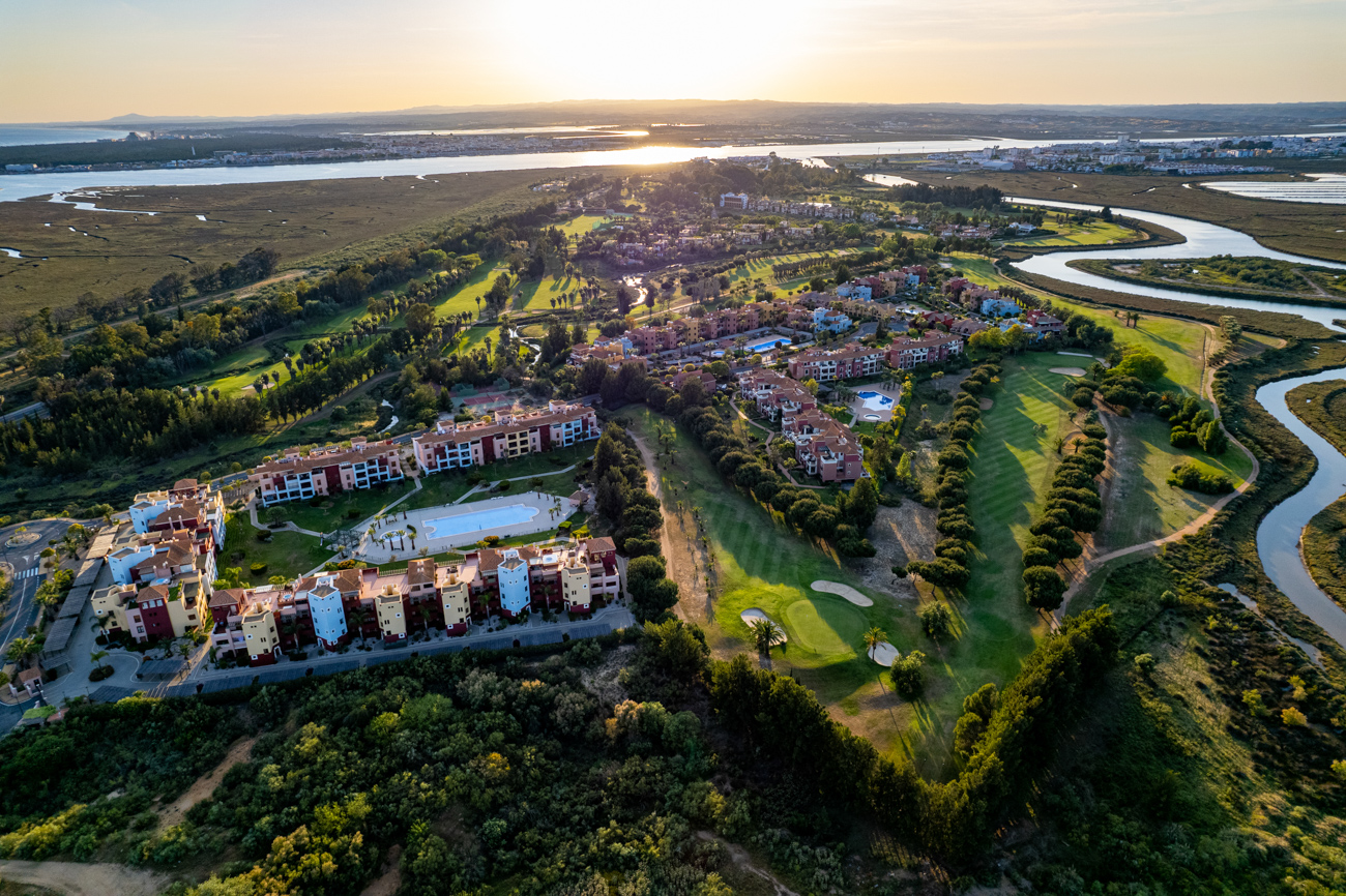 Enjoy your next golf break at the Apartments at Isla Canela with the breathtaking views of the surrounding accommodation & golf course