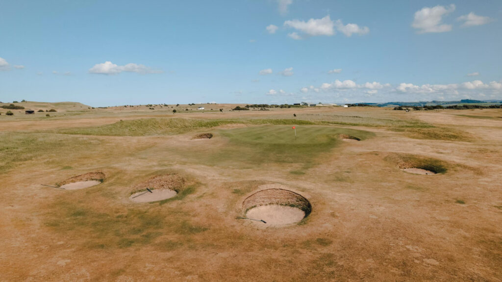 Hole with bunkers around at Gullane Golf Club - No. 2 Course