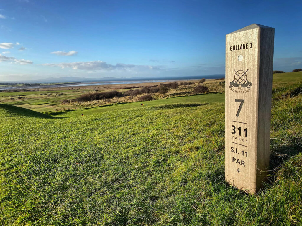 7th hole marker at Gullane Golf Club – No. 3 Course