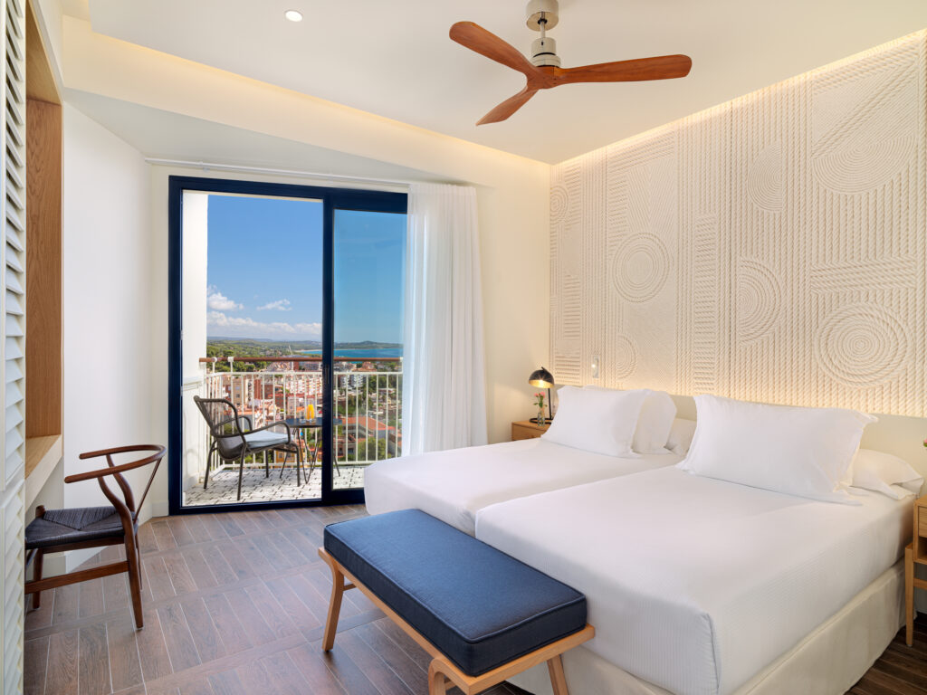 Twin bed accommodation at H10 Imperial Tarraco