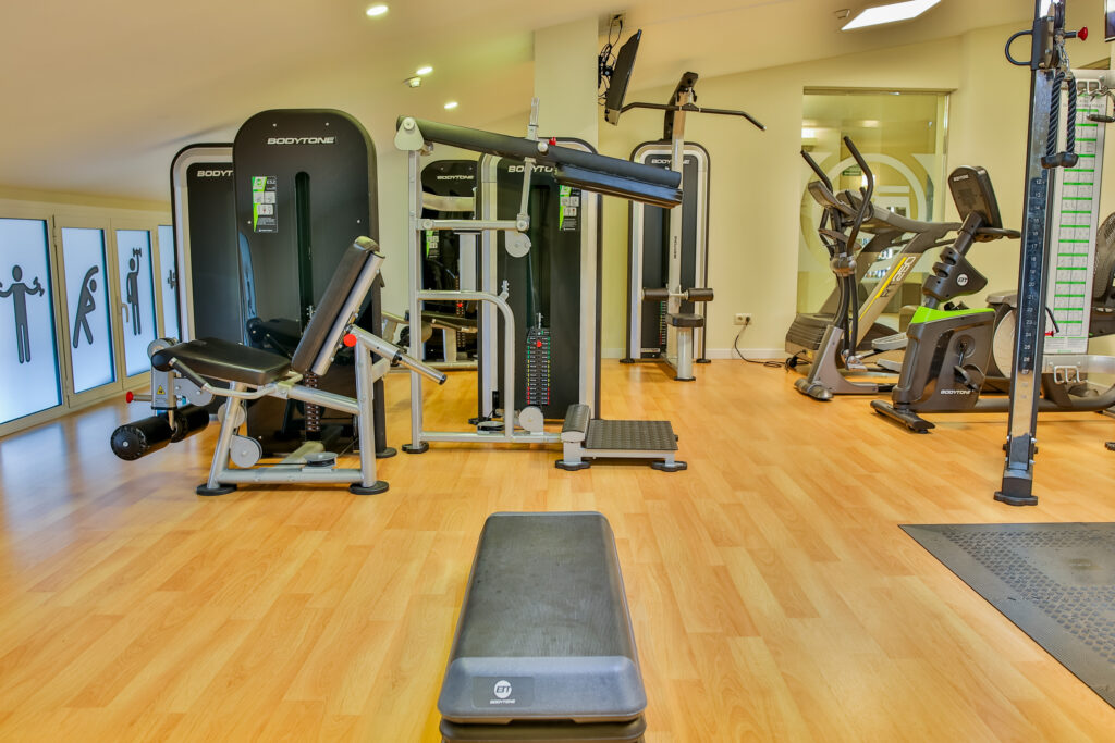 Gym facilities at Hotel 525