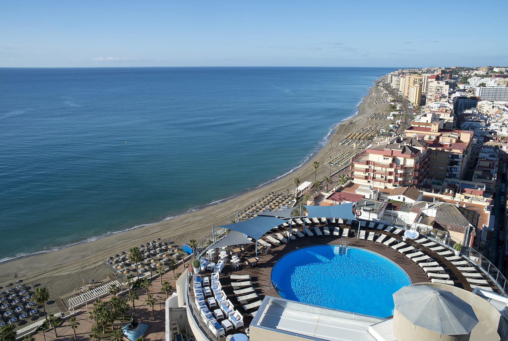 Aerial view of Hotel El Puerto and beach