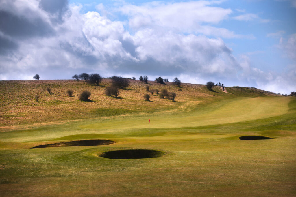 Hole with bunkers at Gullane Golf Club - No. 1 Course