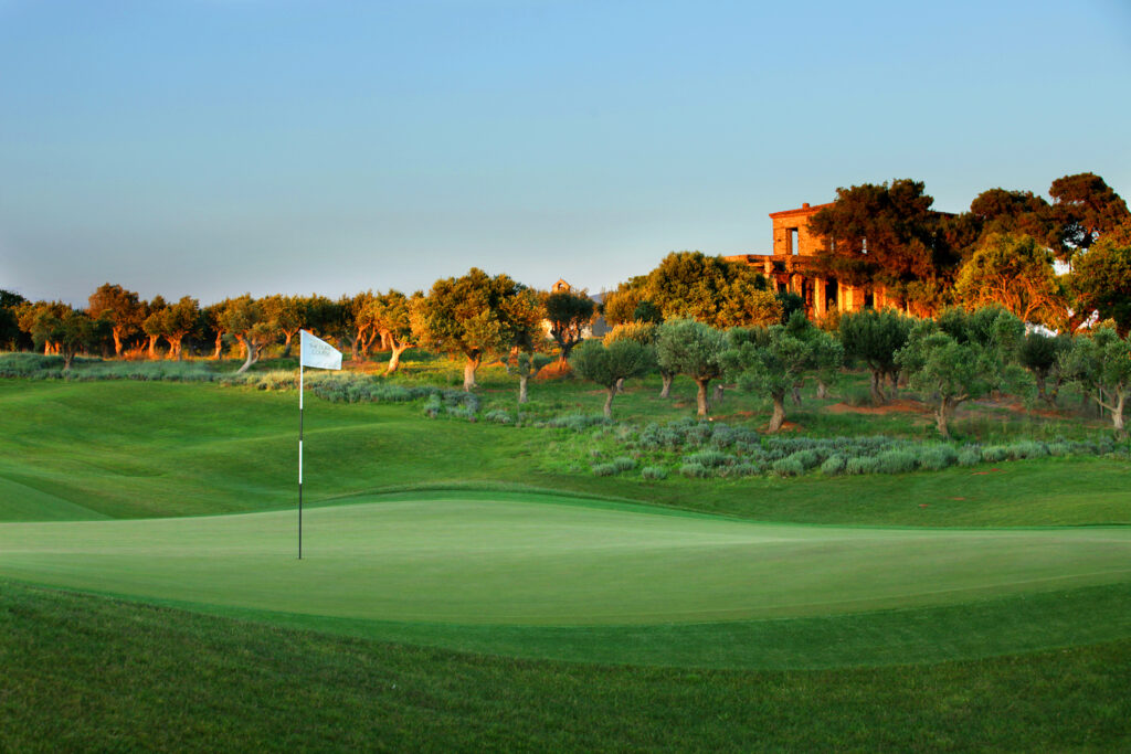 flag and green at Costa Navarino Dunes Course