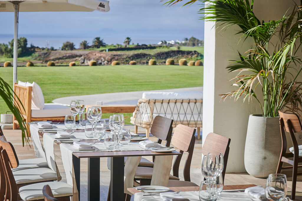 Outdoor dining at Lanzarote Golf