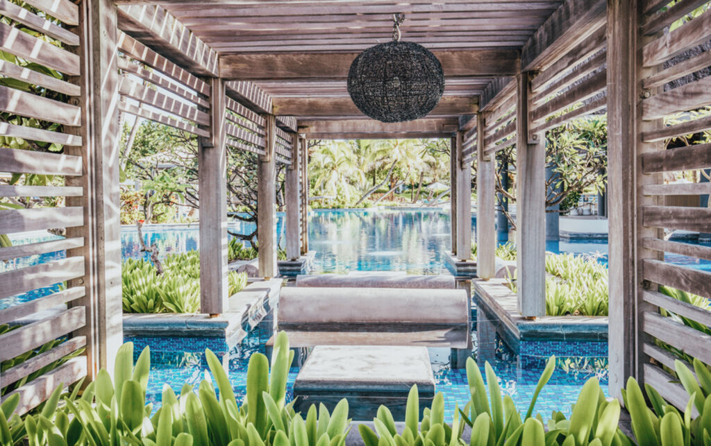 Covered seating in outdoor pool at Long Beach (Sunlife Resort)