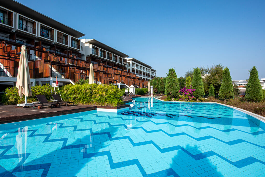 Outdoor pool at Lykia World & Links Golf Antalya