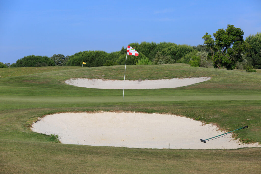 Hole with bunkers at Montado Golf Course