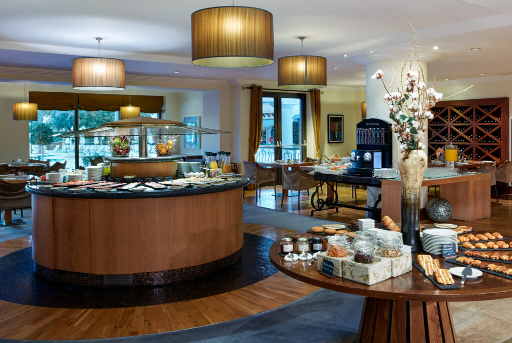 Canteen dining at ONA Mar Menor Golf & Spa