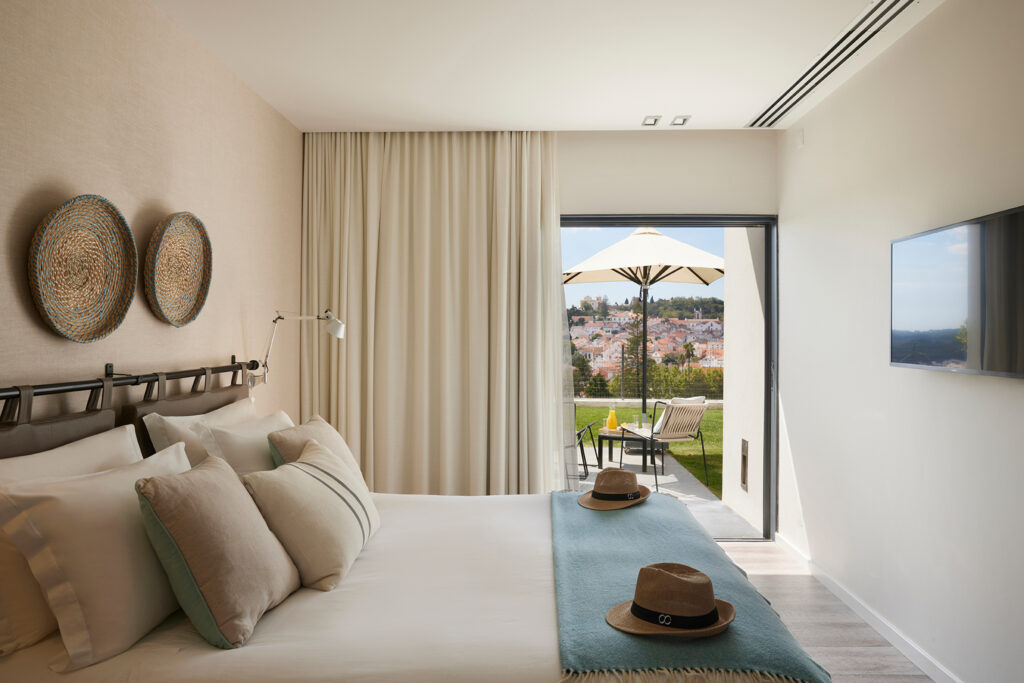 Double bed accommodation at Octant Santiago Hotel