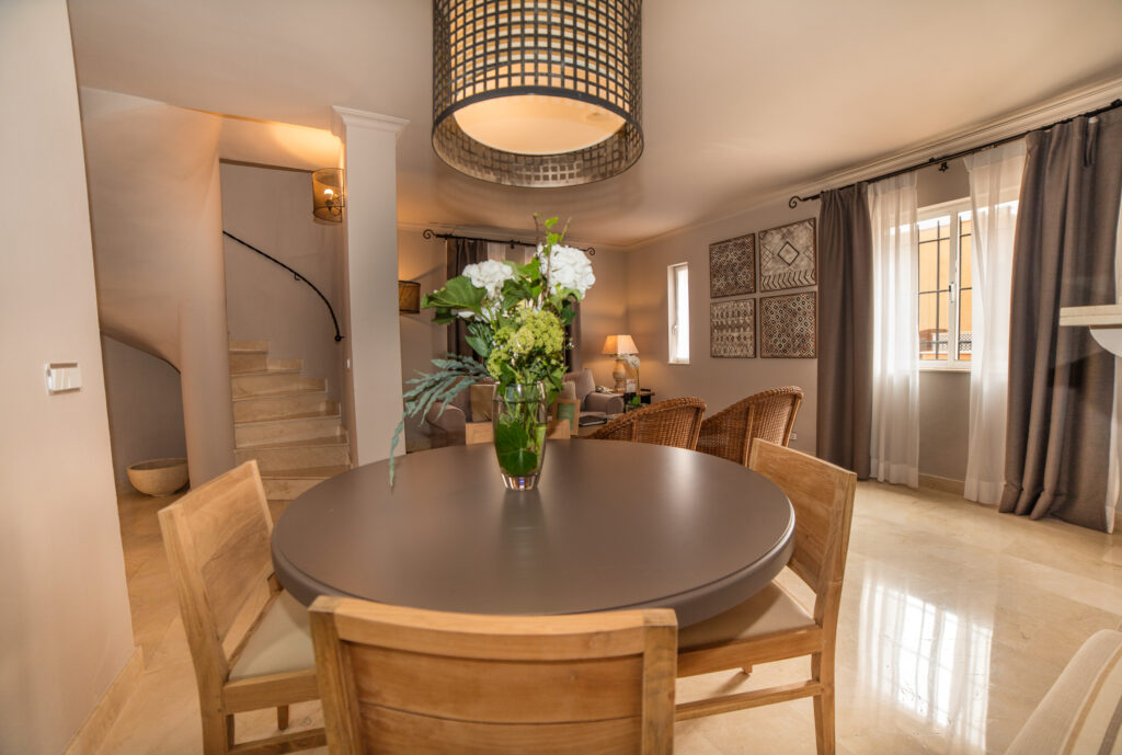 Accommodation dining area at Ona Las Lomas Village