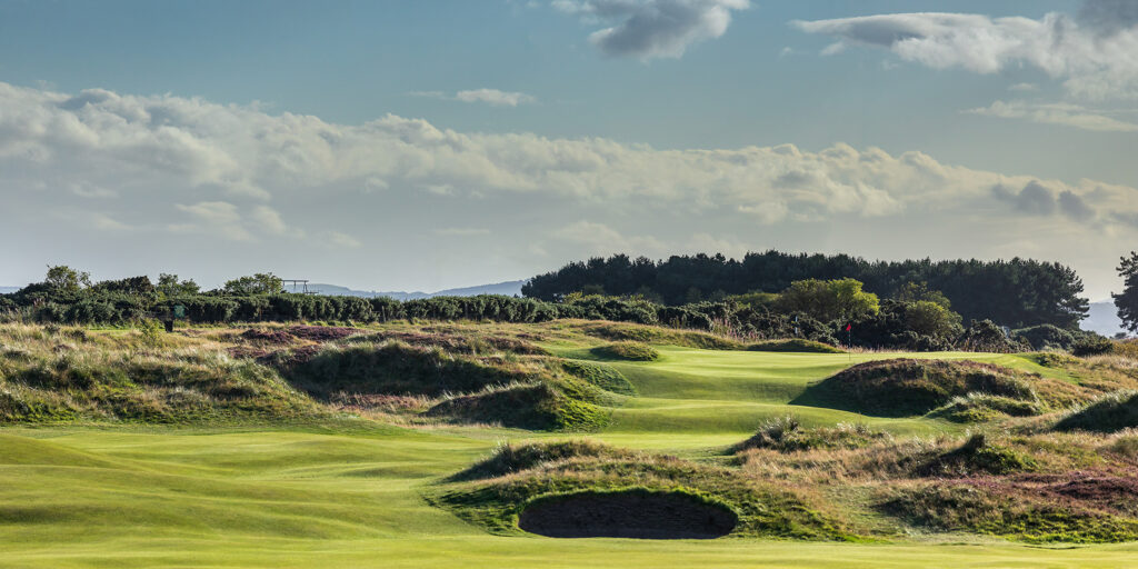 Fairway at Panmure Golf Club with heather around