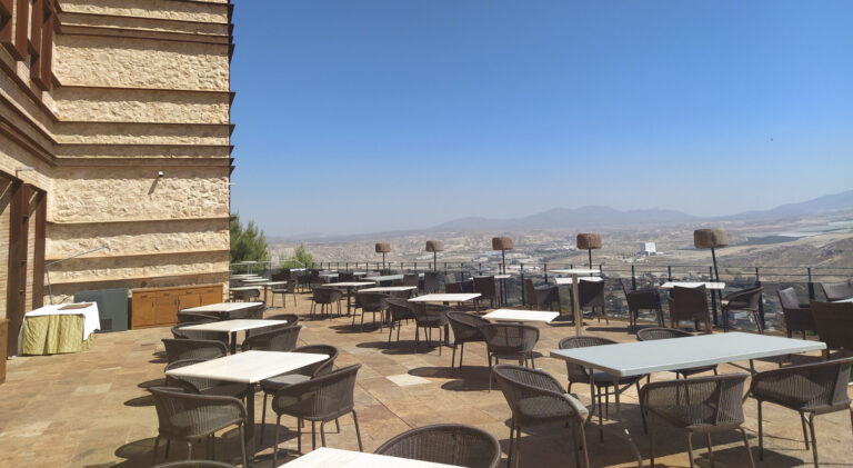 Outdoor dining at Parador De Lorca