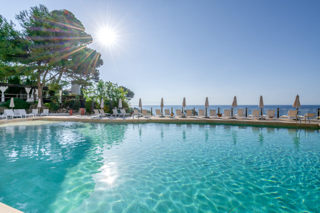 Outdoor pool at Park Hotel San Jorge