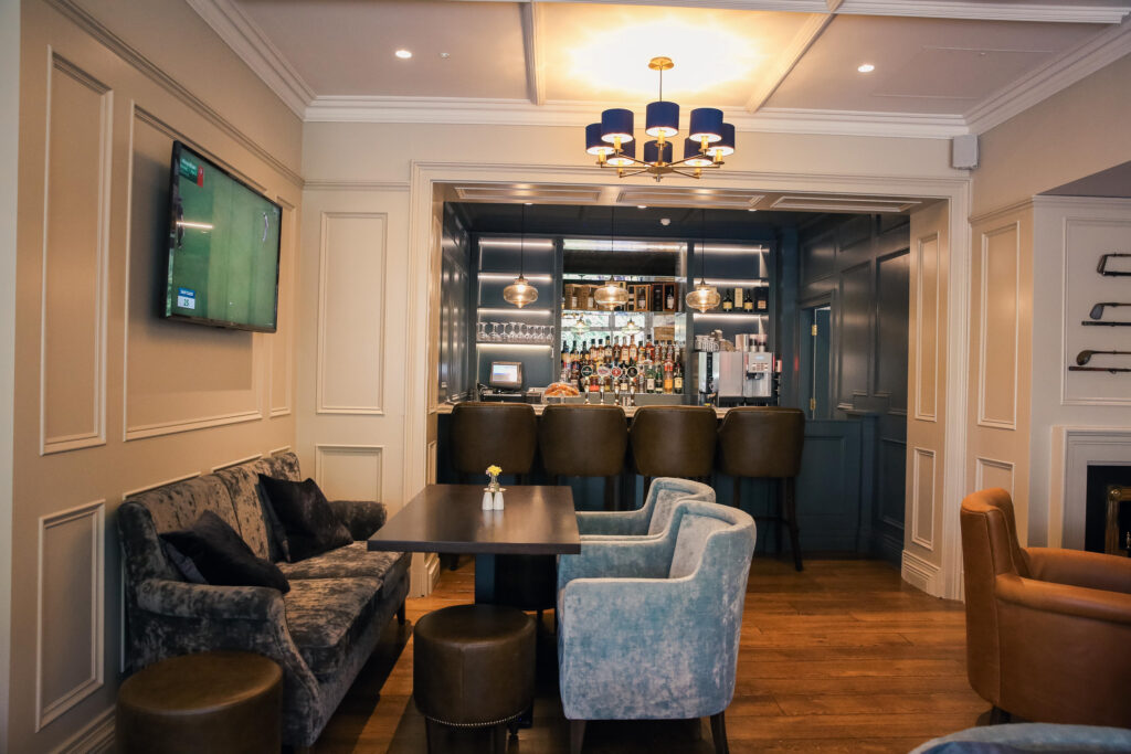 Indoor bar at Portmarnock Resort & Jameson Golf Links