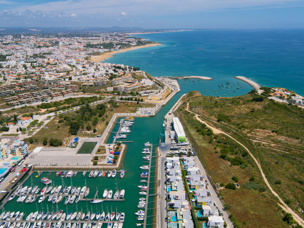 View of the marina by Real Bellavista Hotel