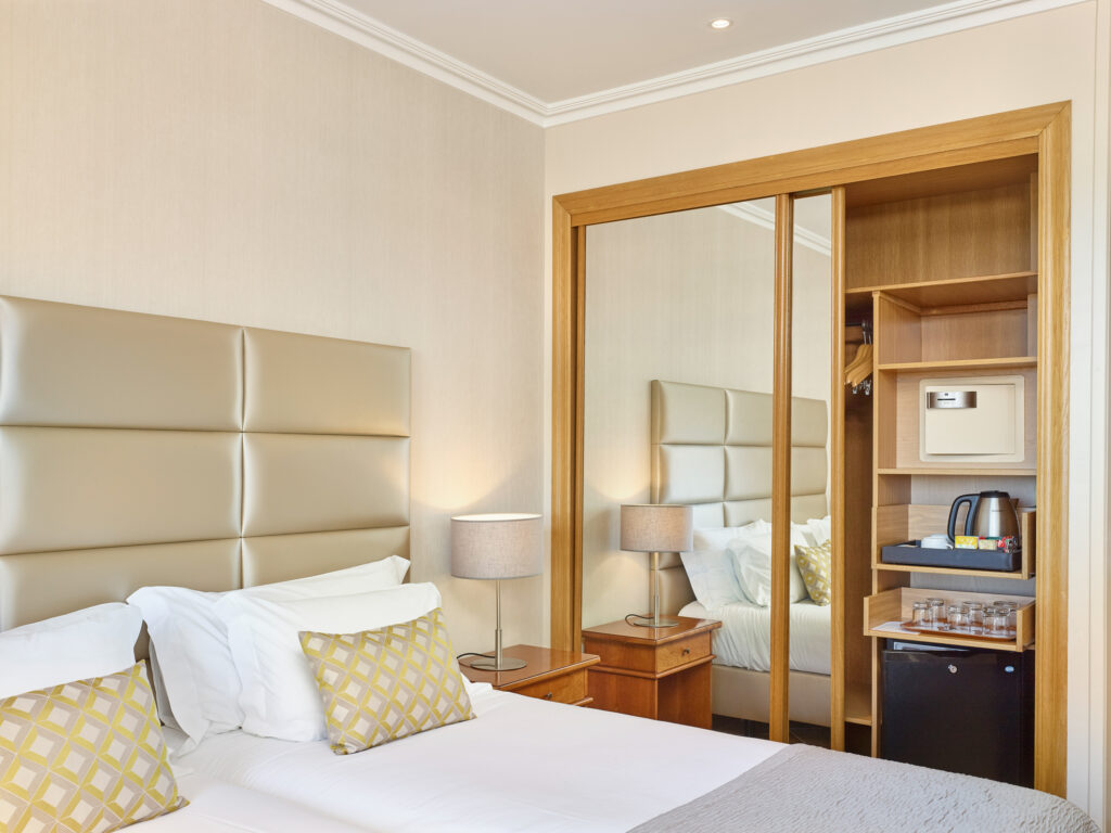 Twin beds accommodation at Ria Park Hotel & Spa