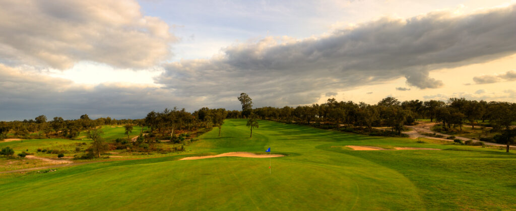 Panoramic view of a hole at Ribagolfe Lakes Golf Course