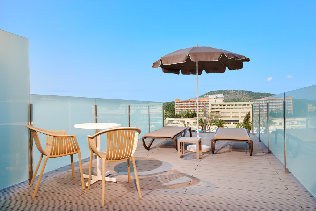 Sun loungers on balcony at Sol Barbados