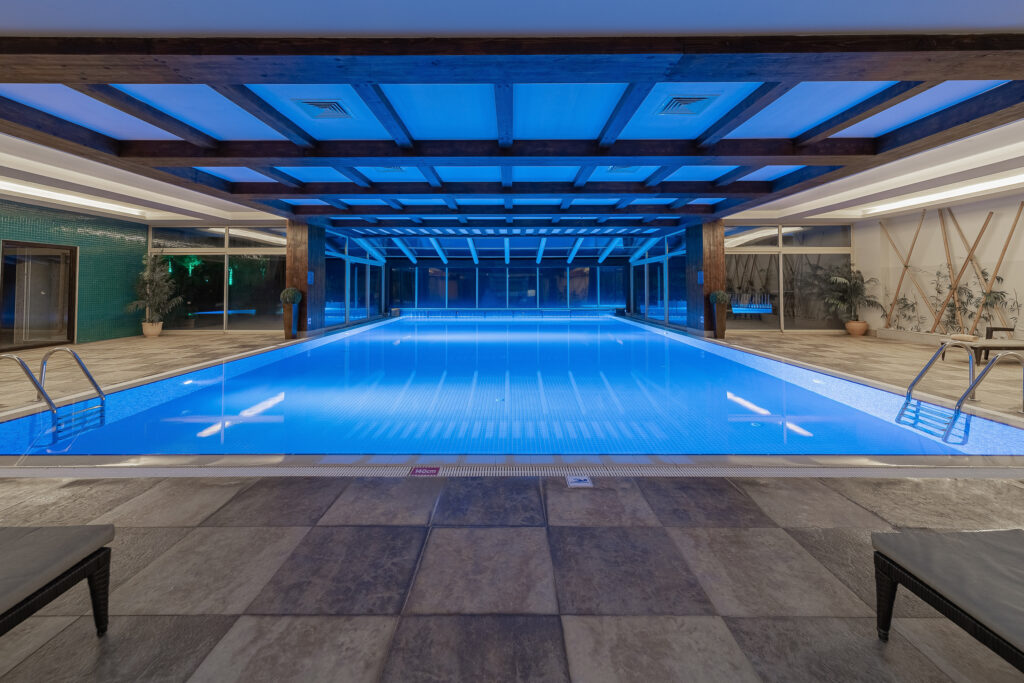 Indoor pool at Sueno Hotels Golf Belek