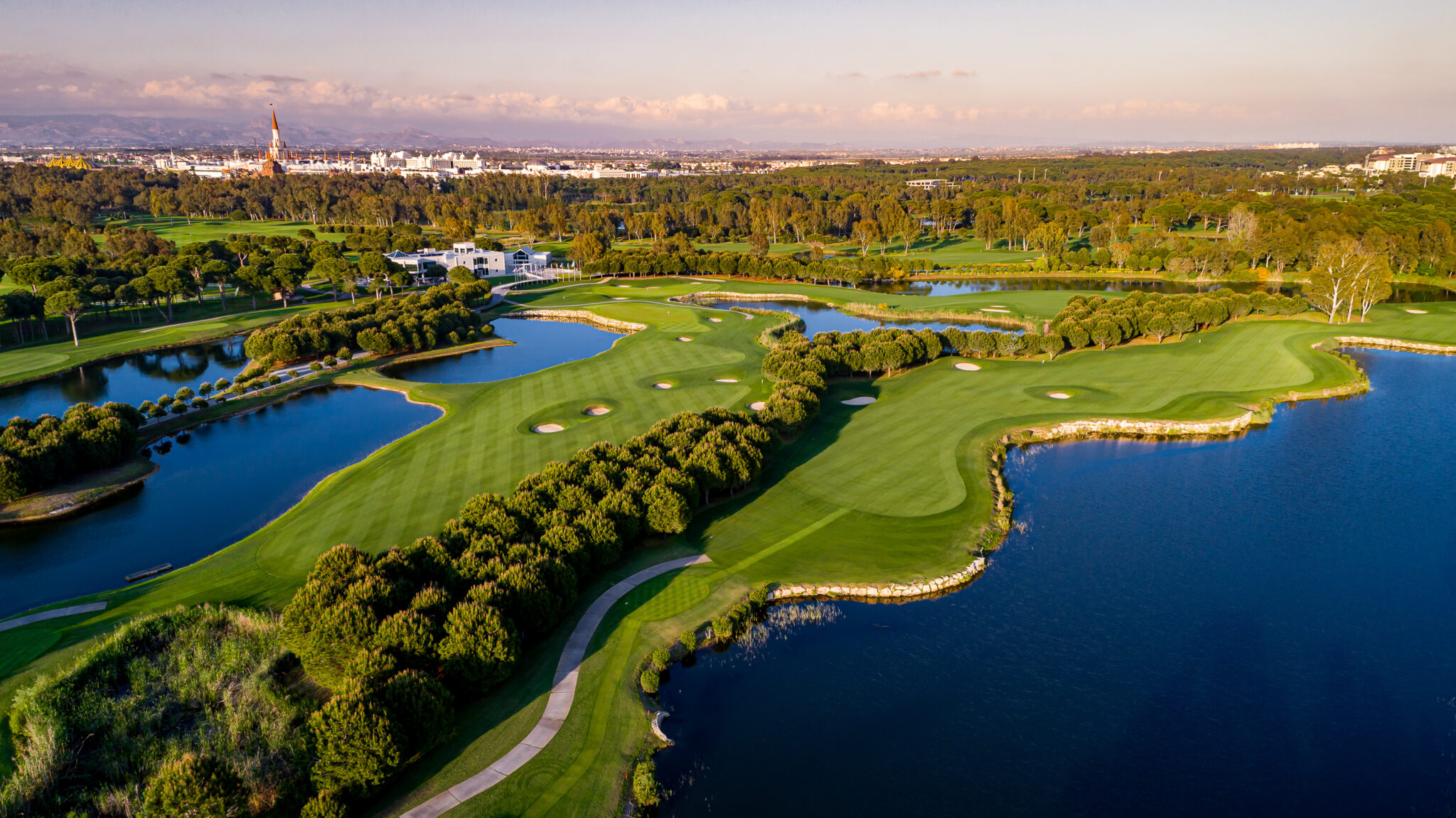 aerial picture of sultan golf course with lakes on either side