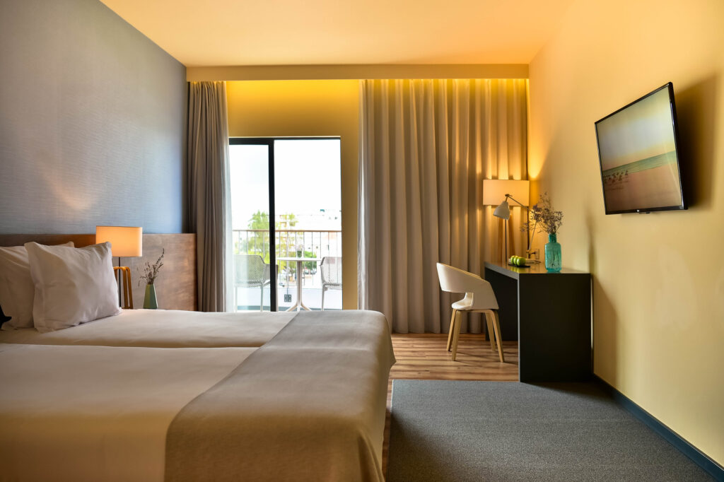 Double bed accommodation at The Prime Energize Monte Gordo