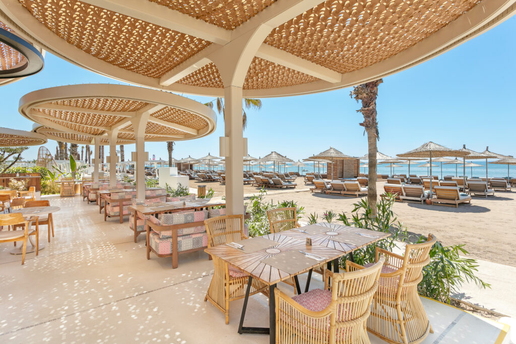 Outdoor dining at Titanic Deluxe Golf Belek Hotel