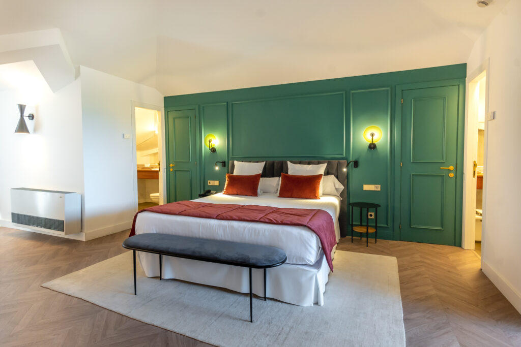 Double bed accommodation at Torremirona Golf & Spa Resort