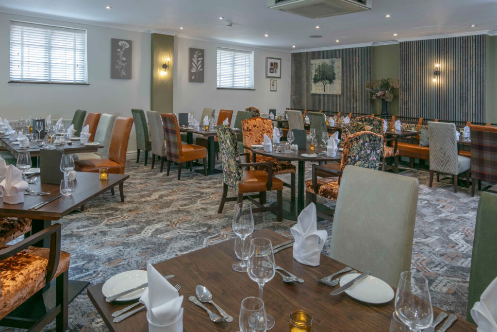 Indoor dining at Best Western Plus Ullesthorpe Court Hotel & Golf Club