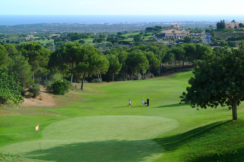 Hole with trees around at Vall D'Or Golf Course