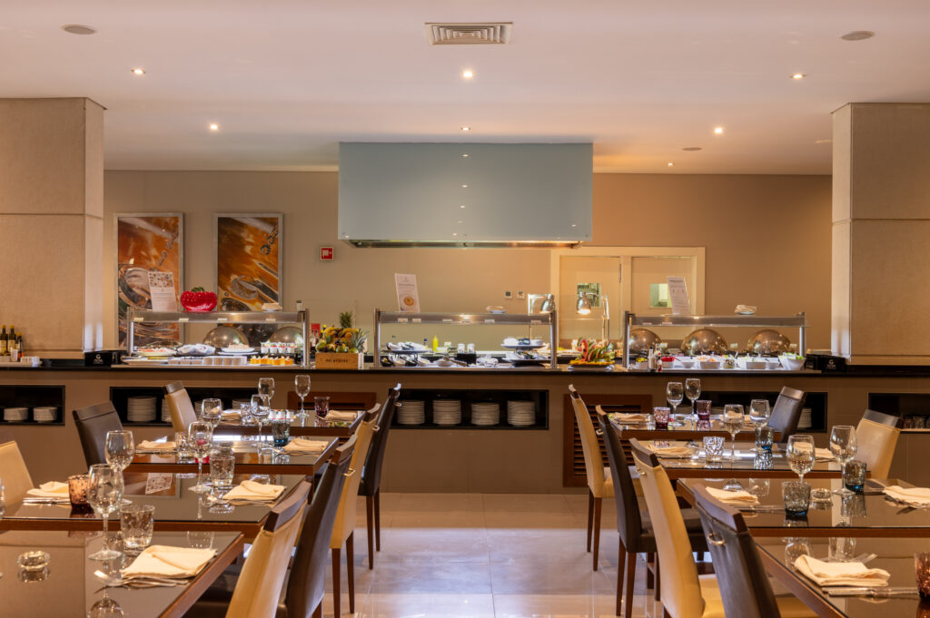 Indoor dining at Vila Gale Cascais