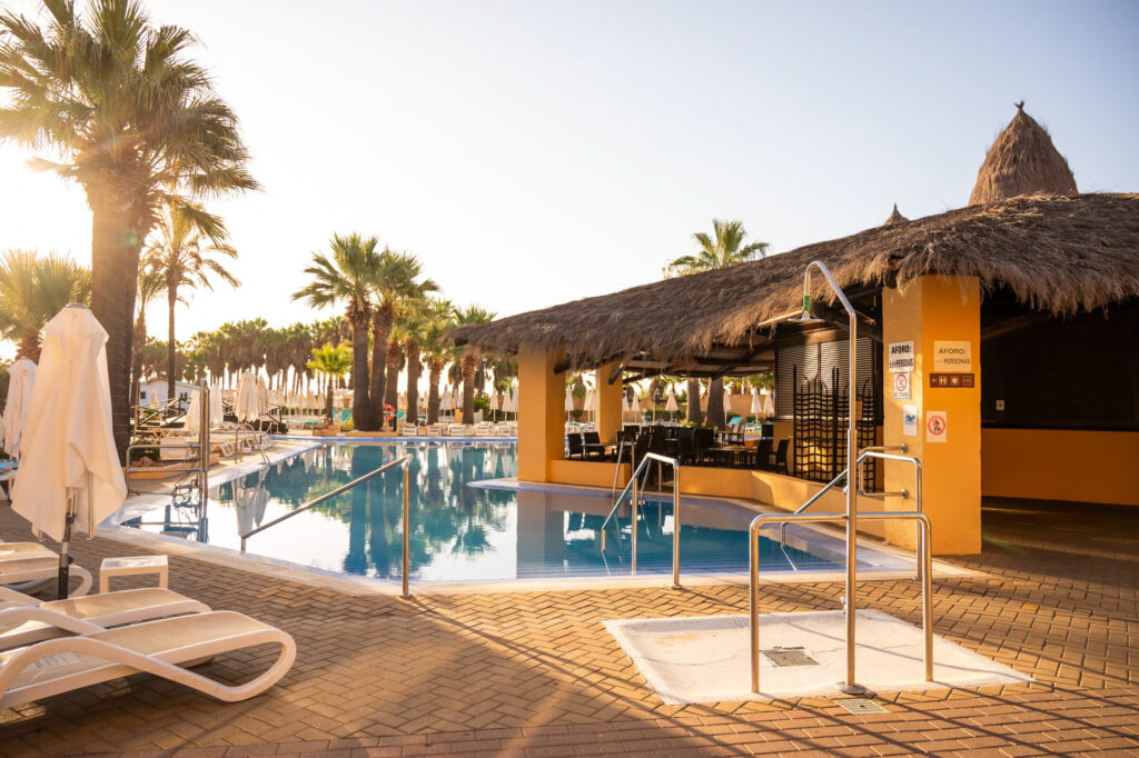 Outdoor pool at Vila Gale Isla Canela