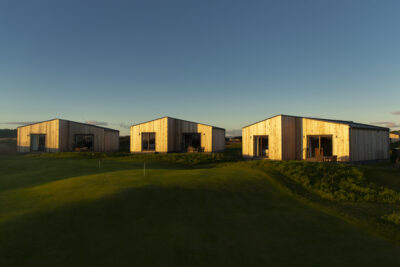 Exterior of Dundonald Links Resort accommodation