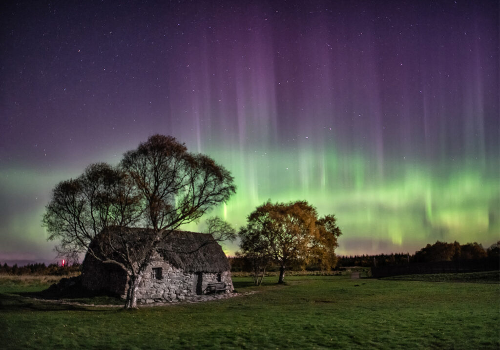 View of northern lights at Kingsmills Hotel