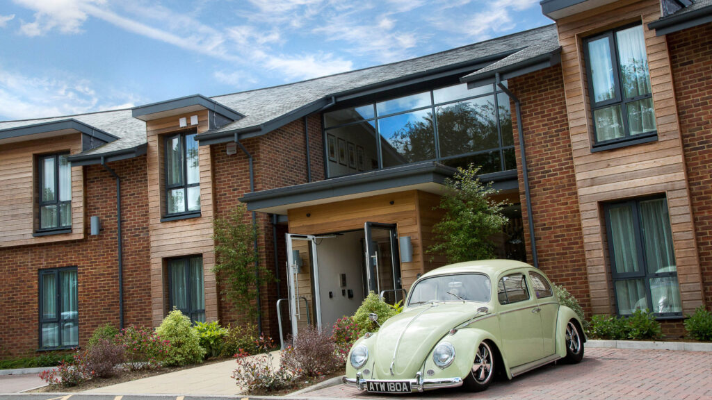 Accommodation at Sandford Springs with car parked