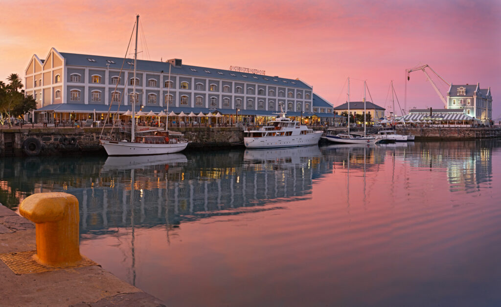 The Victoria & Alfred Hotel in Cape town twilight view
