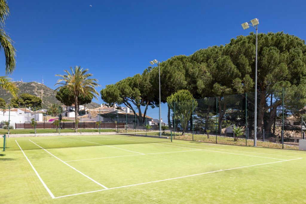 Tennis courts at Hotel TRH Mijas